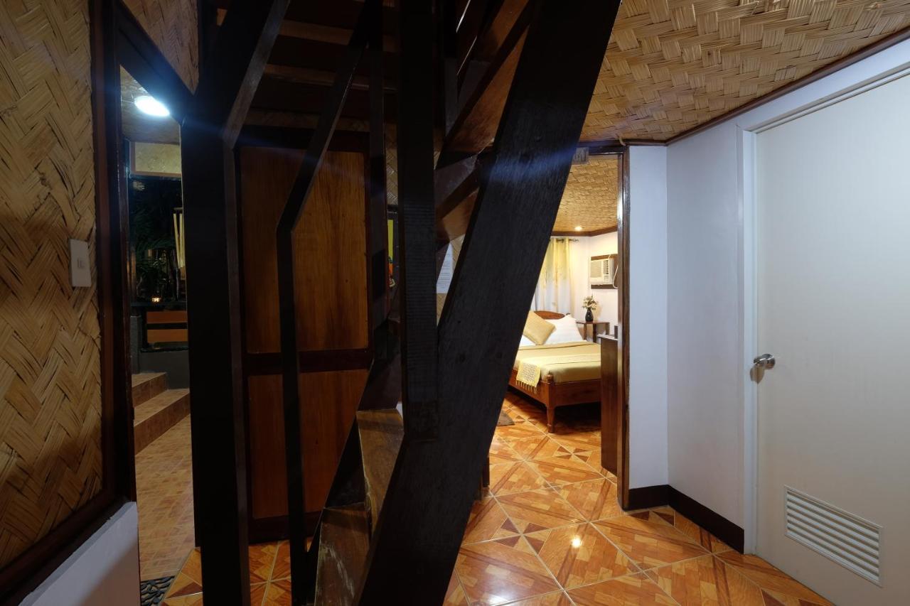 Villa Khadine Grand Vista Resort Coron Exterior foto