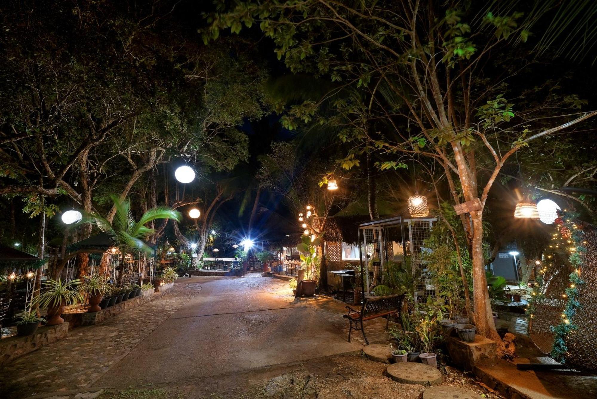 Villa Khadine Grand Vista Resort Coron Exterior foto
